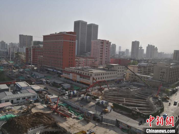 山西首條地鐵今年底通車(chē)試運(yùn)營(yíng)乘客刷臉進(jìn)站