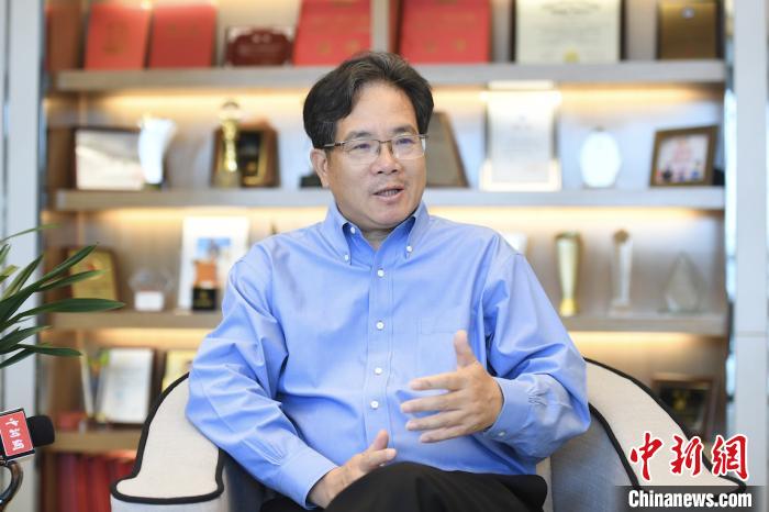 全國人大代表建議逐步禁止產(chǎn)、銷電子煙