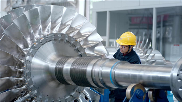 乘勢(shì)而上把握新時(shí)代追趕超越關(guān)鍵期——專訪全國(guó)人大代表、西安市市長(zhǎng)李明遠(yuǎn)_fororder_圖片7