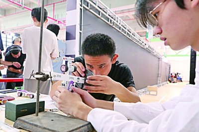 激勵創(chuàng)新，樹立“強國有我”鴻鵠志